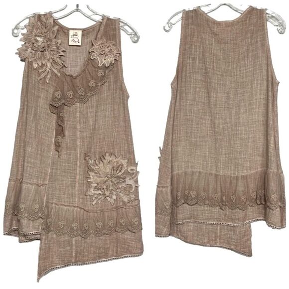 Pretty Angel Tan Sleeveless Asymmetrical Tunic - Picture 1 of 10